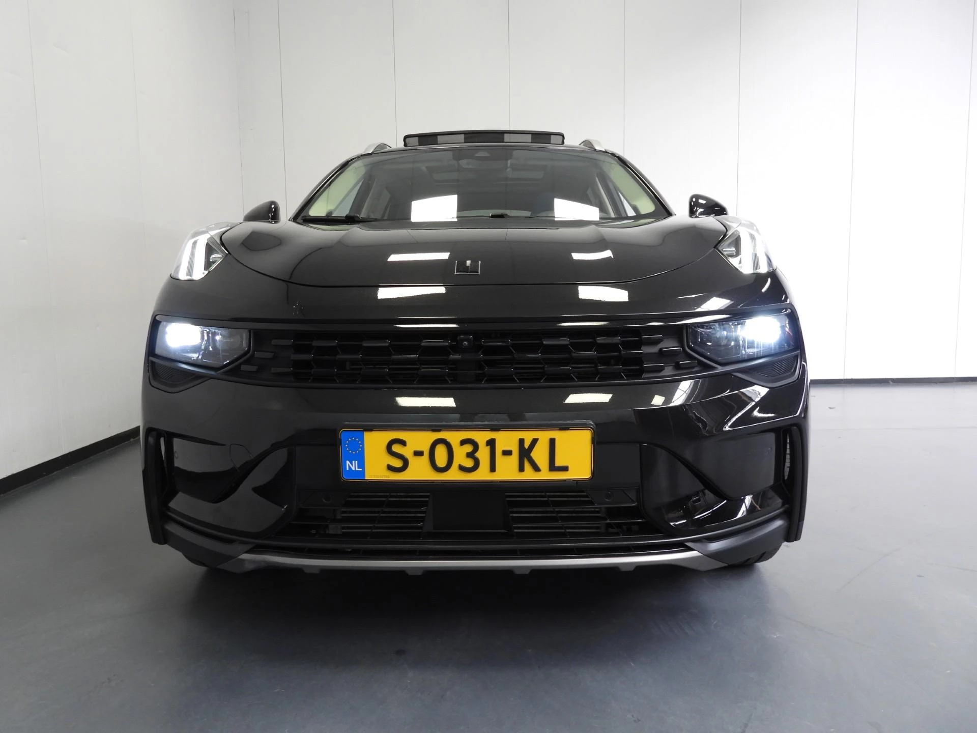 Hoofdafbeelding Lynk & Co 01
