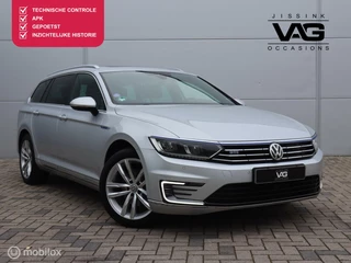 Volkswagen Passat 1.4 TSI GTE Highline Pano LED Virtual Leer