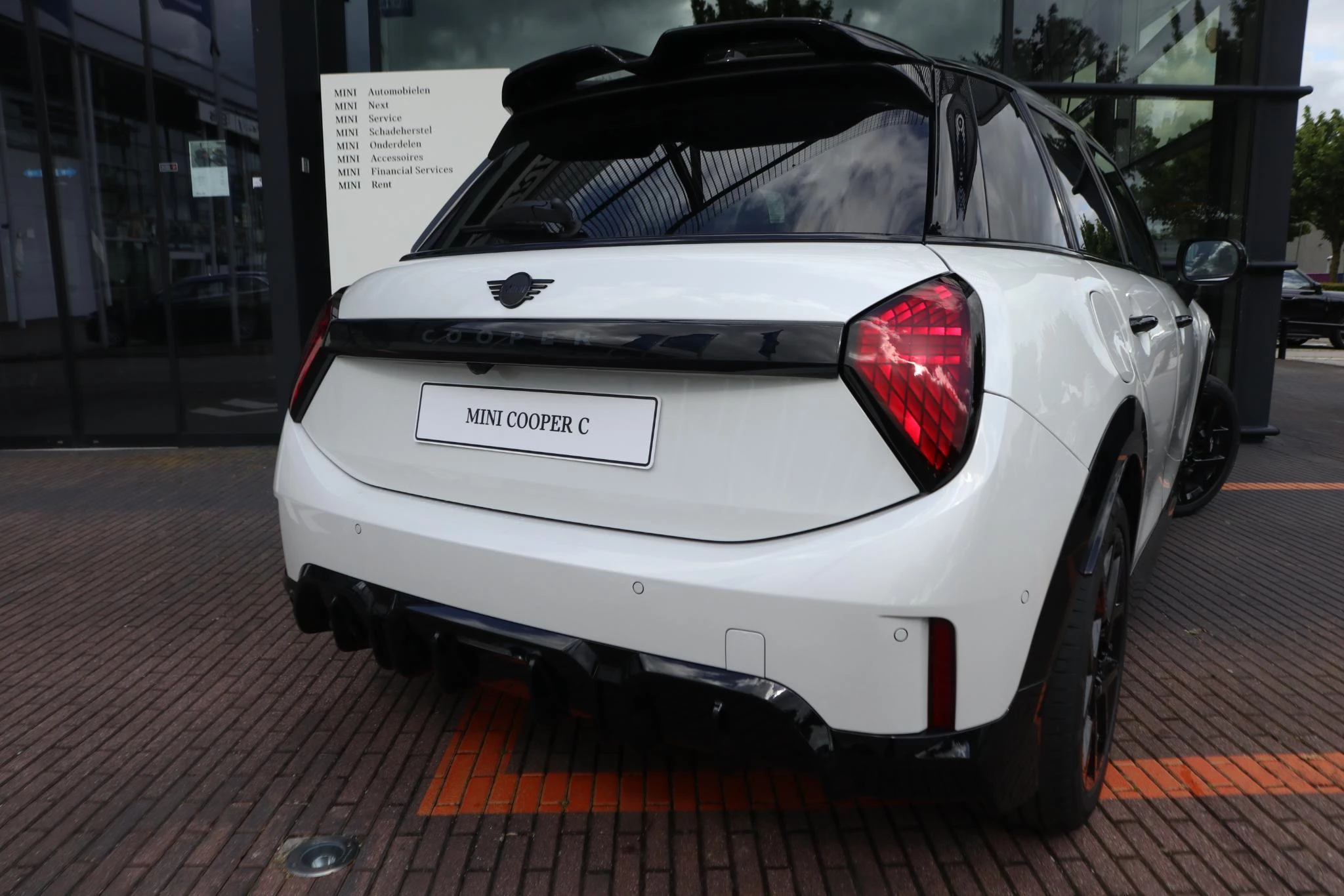 Hoofdafbeelding MINI 5-deurs