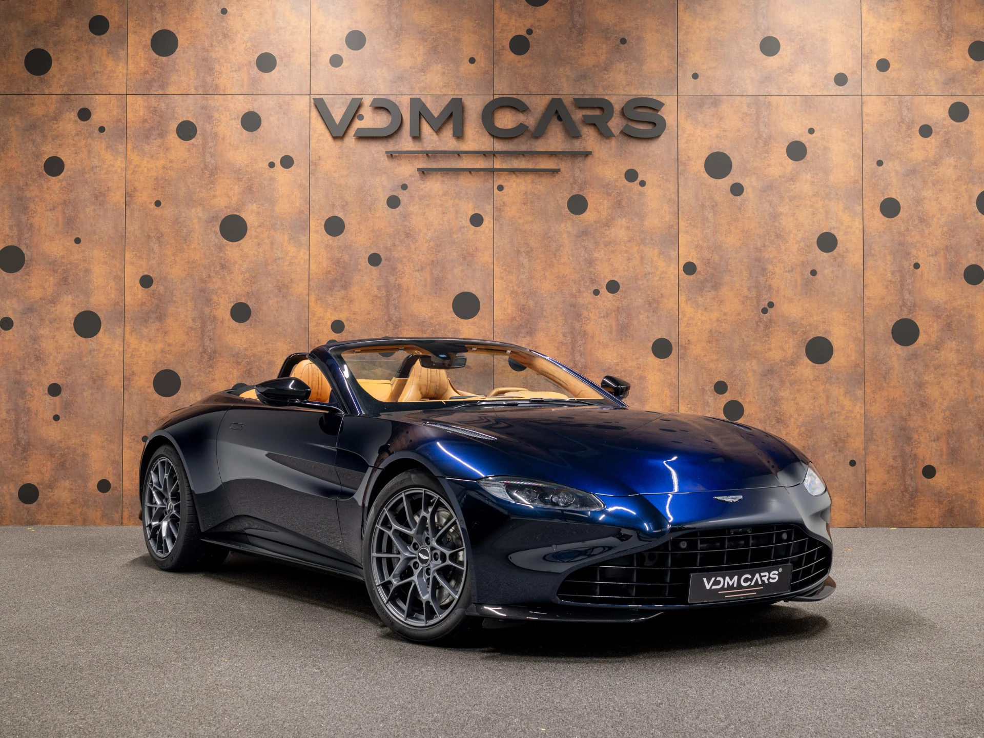 Hoofdafbeelding Aston Martin V8 Vantage