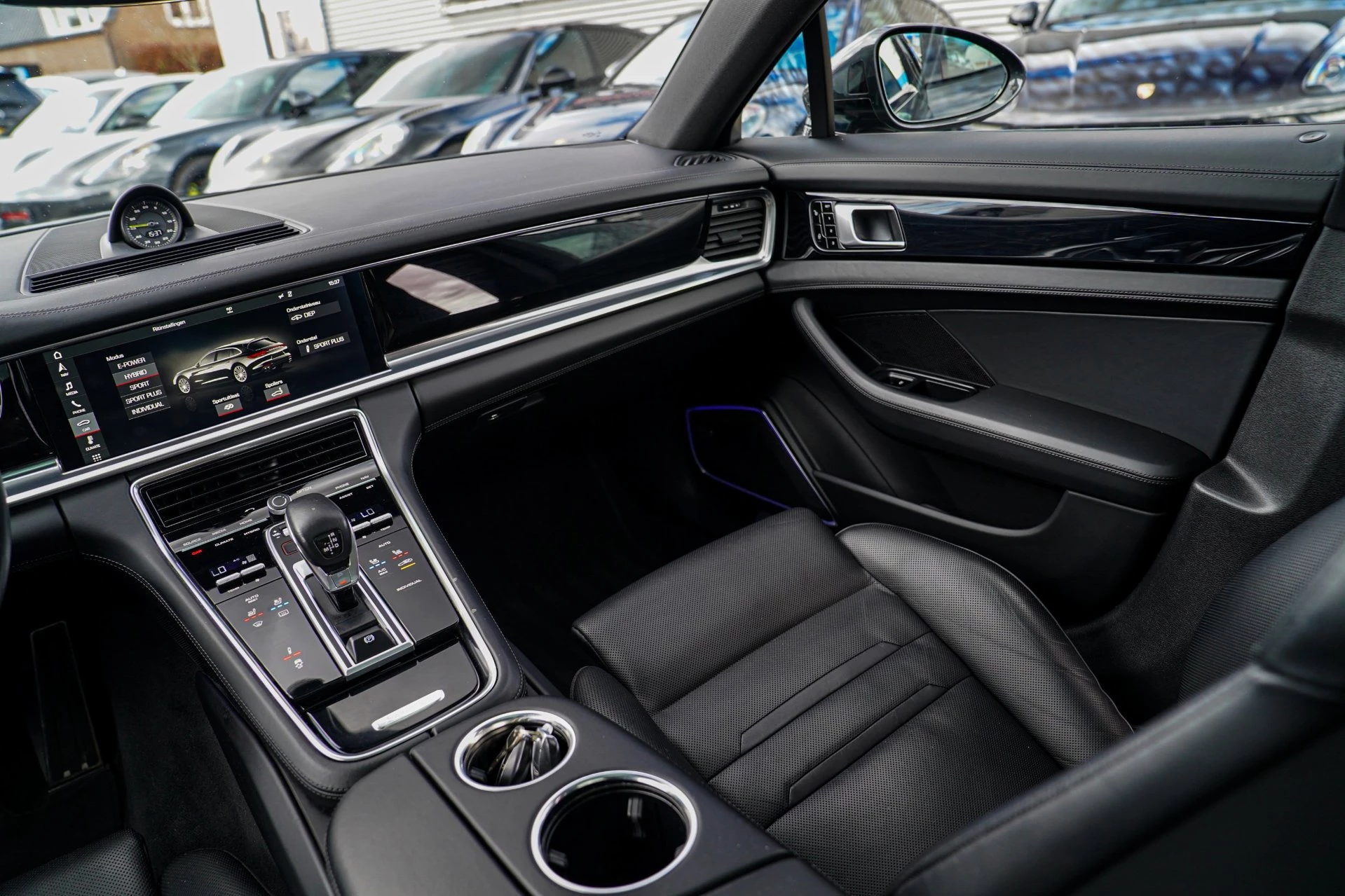 Hoofdafbeelding Porsche Panamera