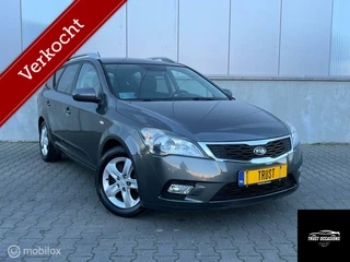 Hoofdafbeelding Kia cee'd Kia cee'd Sporty Wagon 1.4 NAP AIRCO CRUISE CARPLAY NAVI LED