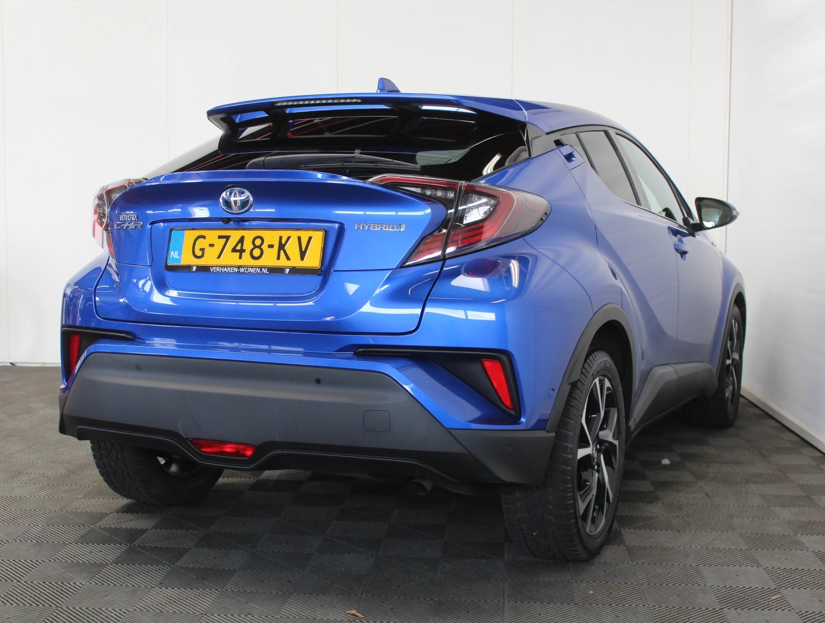 Hoofdafbeelding Toyota C-HR