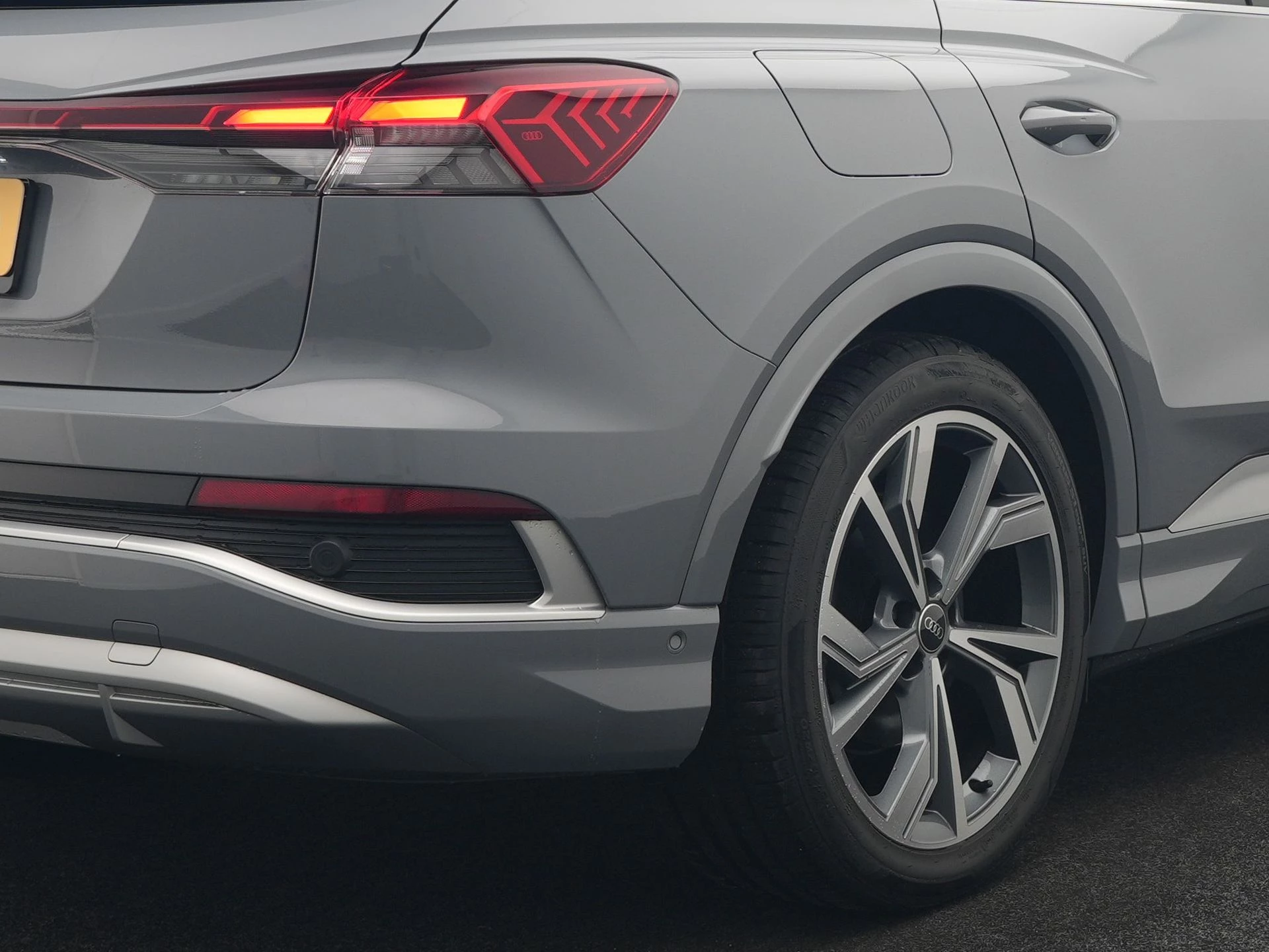Hoofdafbeelding Audi Q4 Sportback e-tron