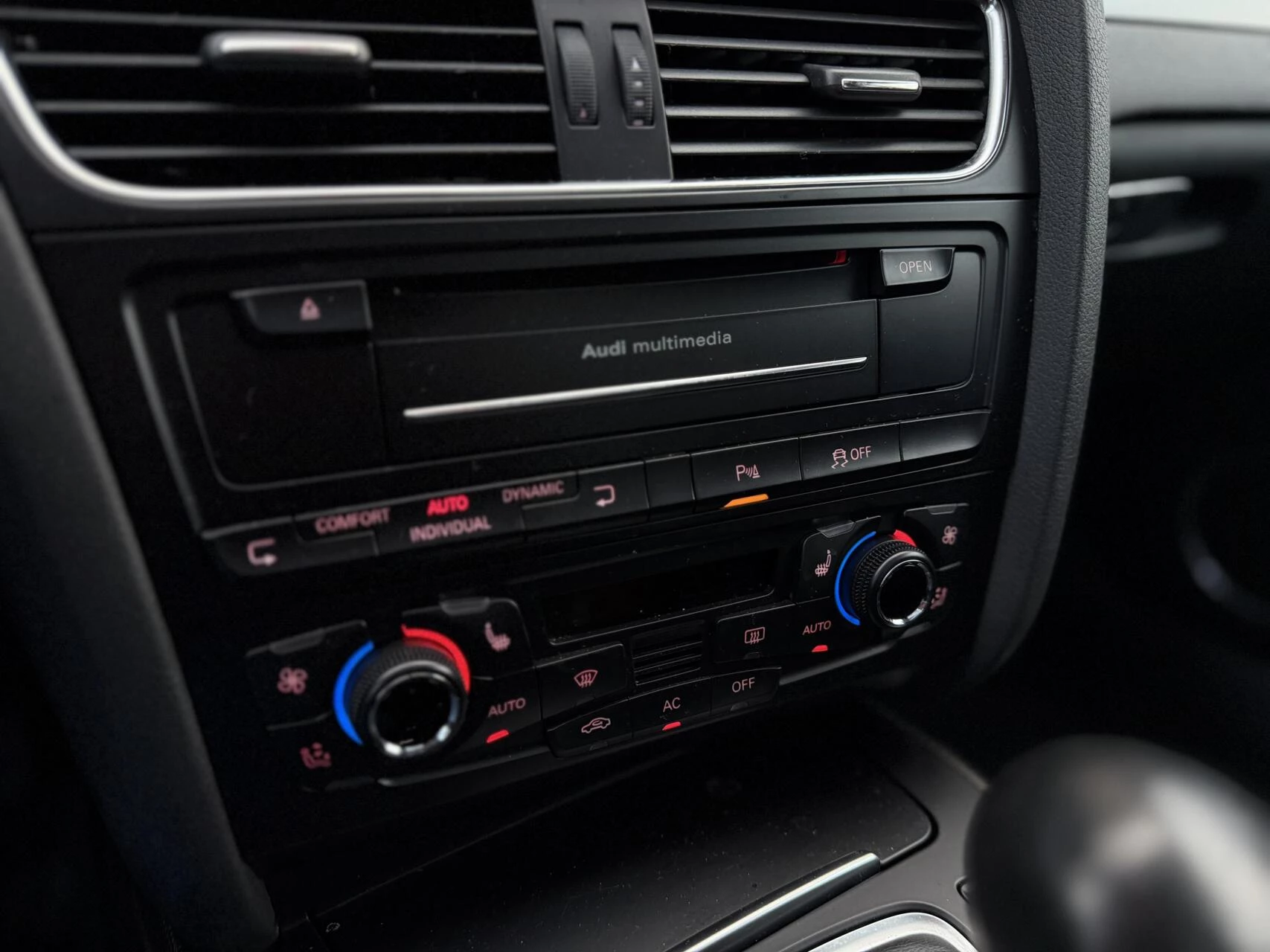 Hoofdafbeelding Audi S4