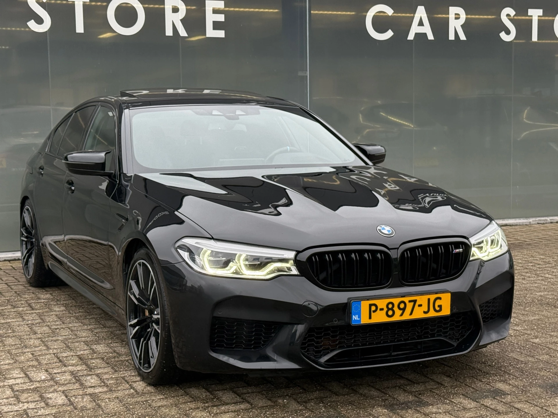 Hoofdafbeelding BMW M5