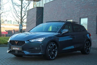 Hoofdafbeelding CUPRA Leon CUPRA Leon 1.4 e-Hybrid VZ Black Edition