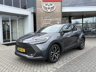 Toyota C-HR 1.8 HYBRID 140 FIRST-EDITION ALL-SEASON BLINDSPOT PARK-SENSOREN STOEL/STUURVERW AD-CRUISE APPLE/ANDROID ELEK-ACHTERKLEP DRAADLOOS-LADEN LM-VELGEN DAB+ CAMERA