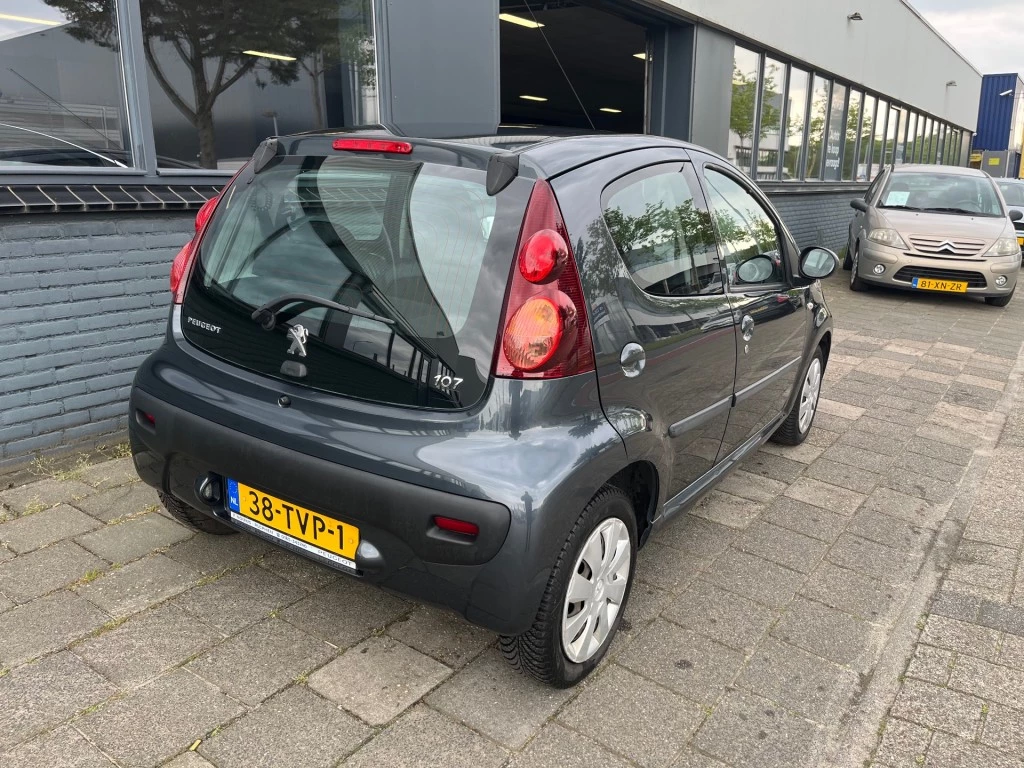 Hoofdafbeelding Peugeot 107