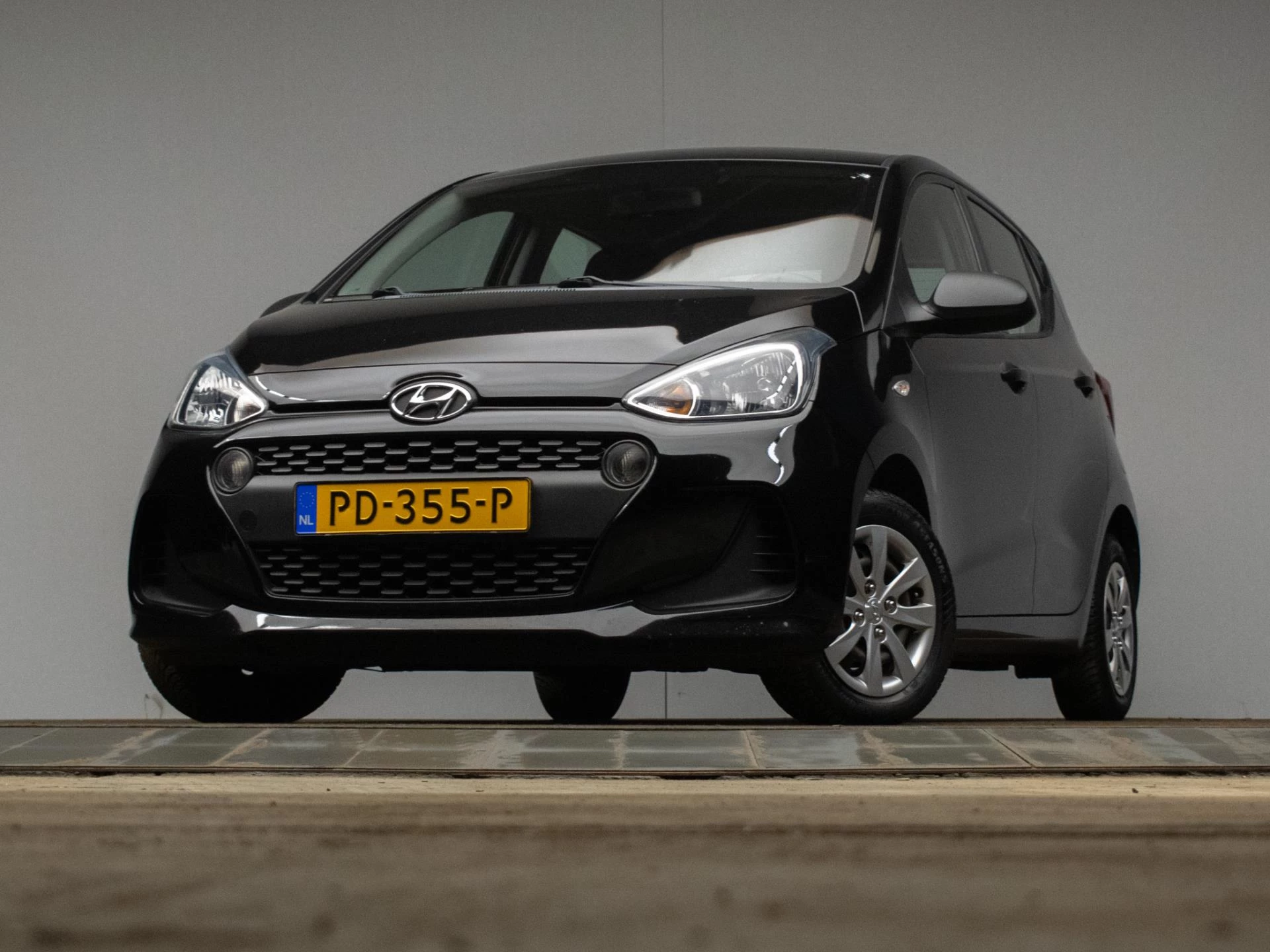 Hoofdafbeelding Hyundai i10