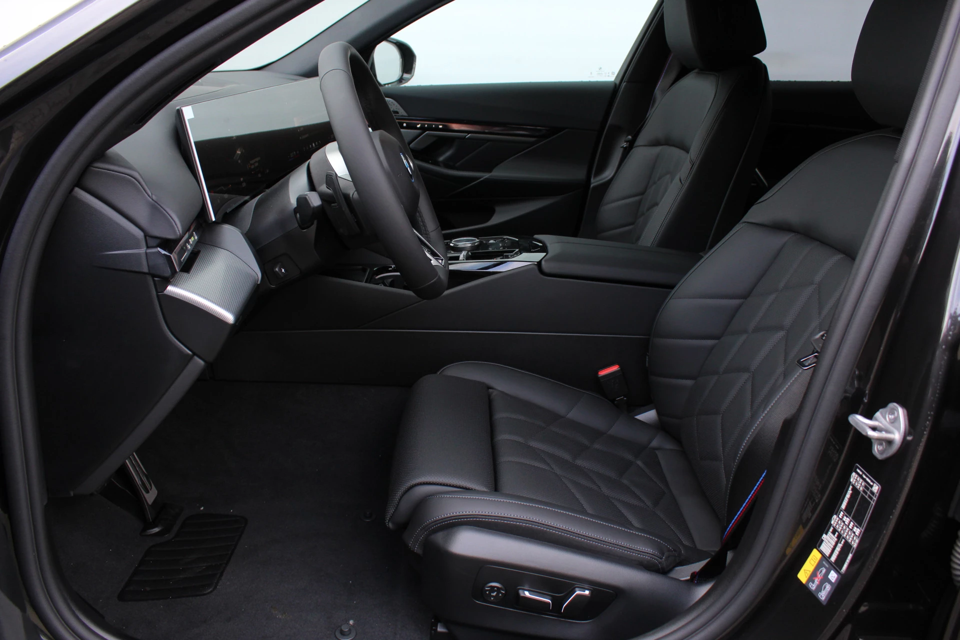 Hoofdafbeelding BMW i5