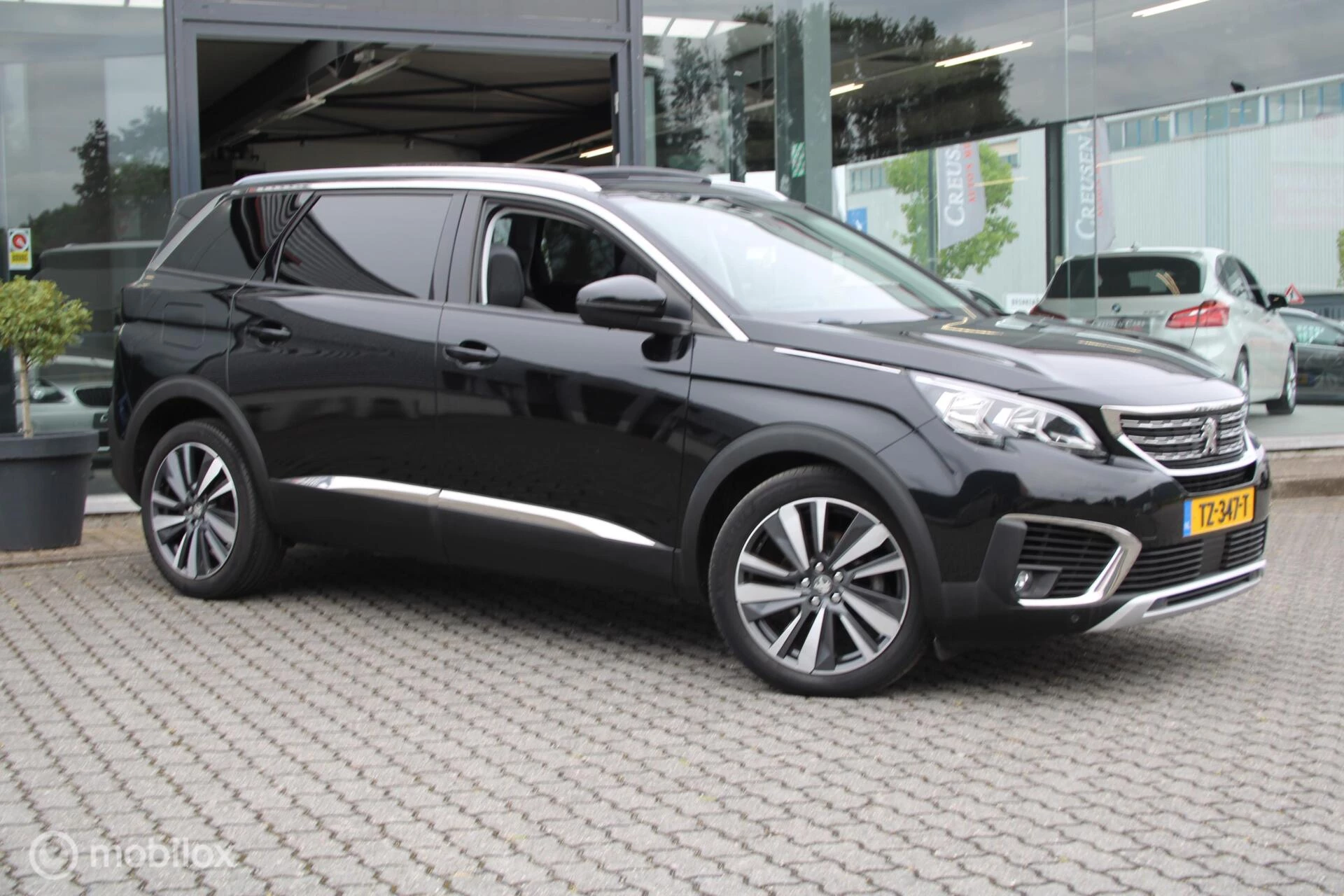 Hoofdafbeelding Peugeot 5008