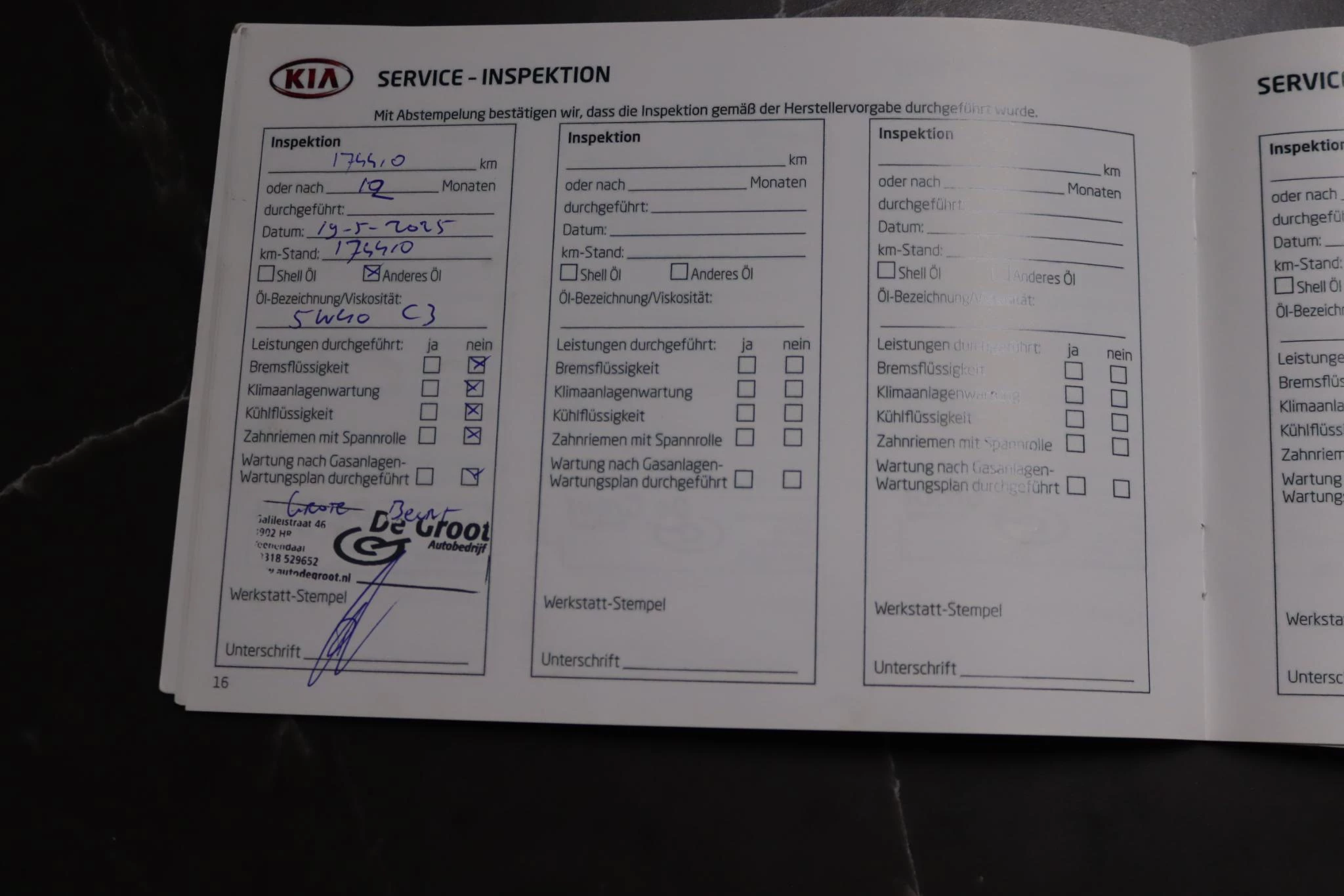 Hoofdafbeelding Kia Carens