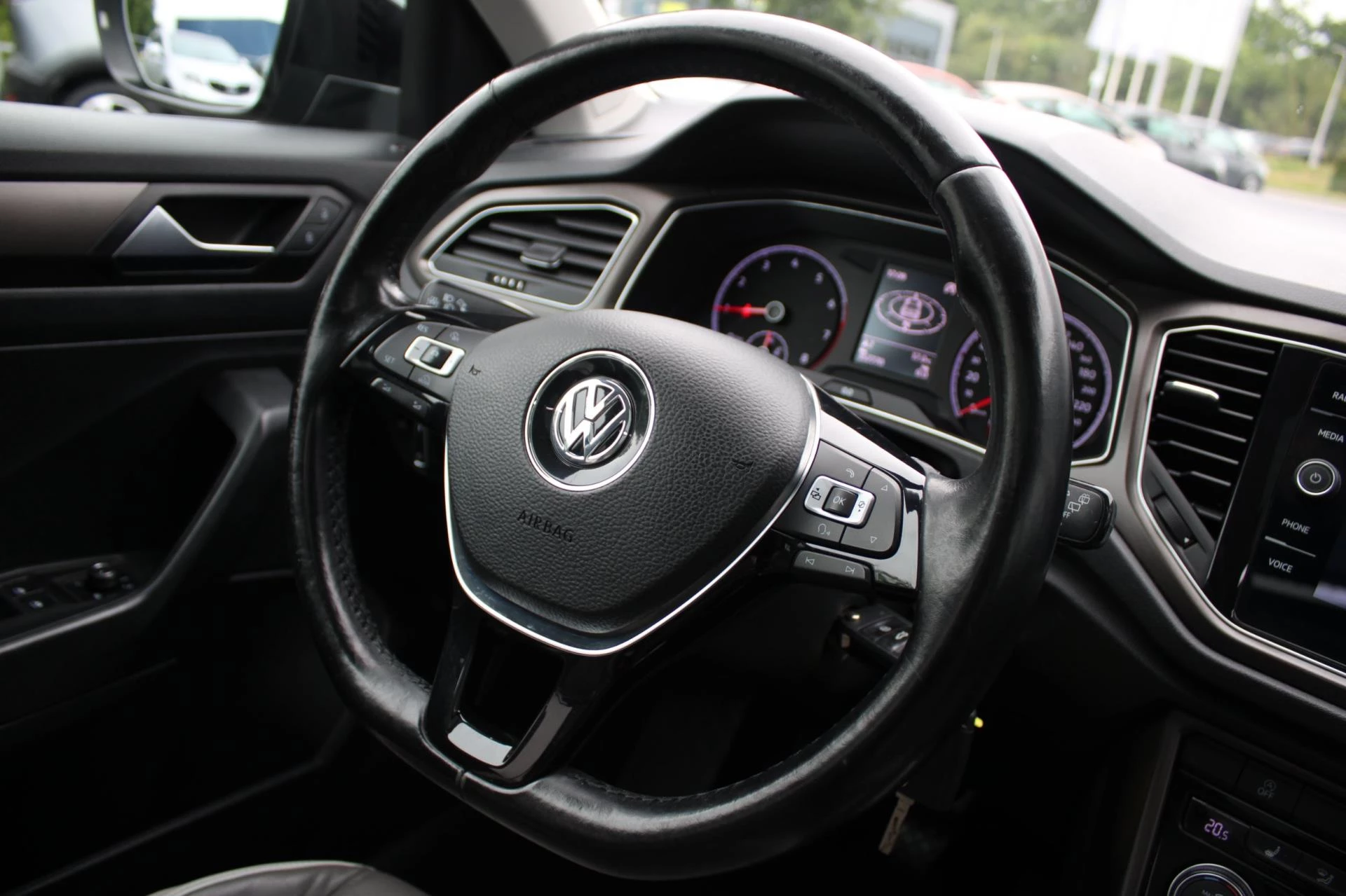 Hoofdafbeelding Volkswagen T-Roc