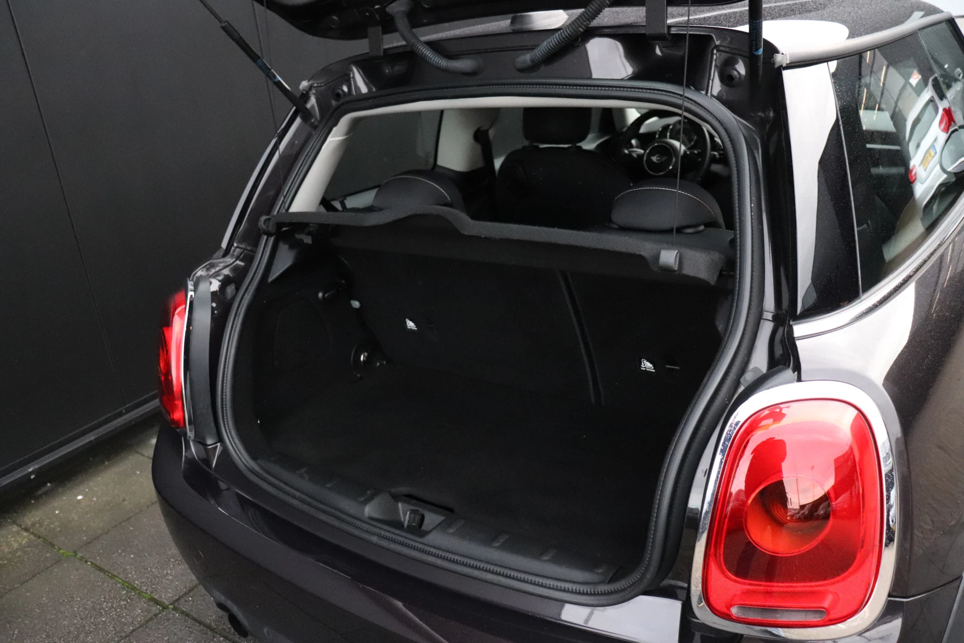 Hoofdafbeelding MINI One