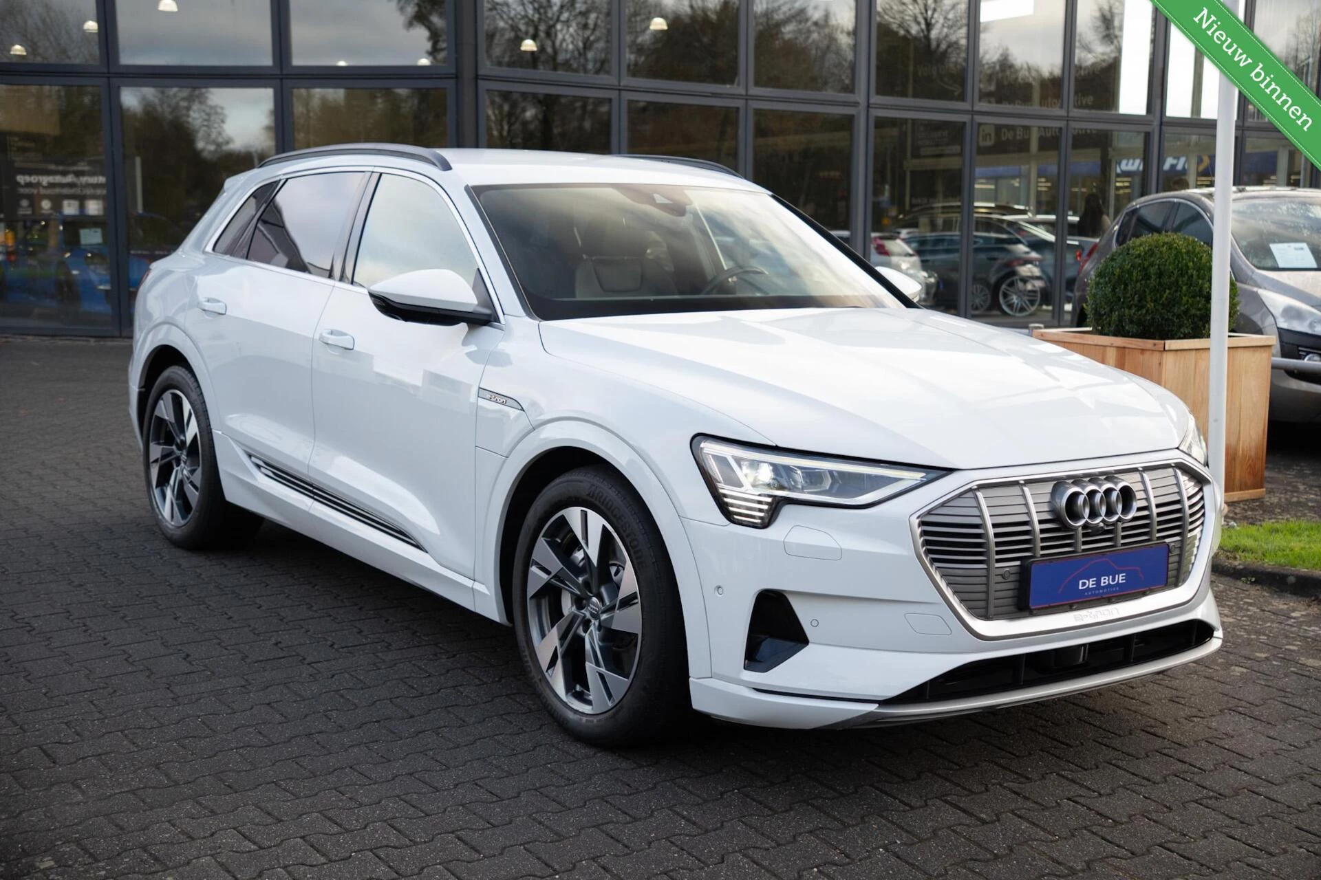Hoofdafbeelding Audi e-tron