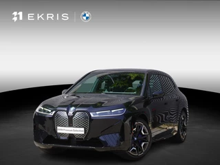 BMW iX xDrive40 High Executive | Glazen panoramadak Sky Lounge | Driving Assistant Professional | HIFI System Harman Kardon | Comfort Access | Extra getint glas