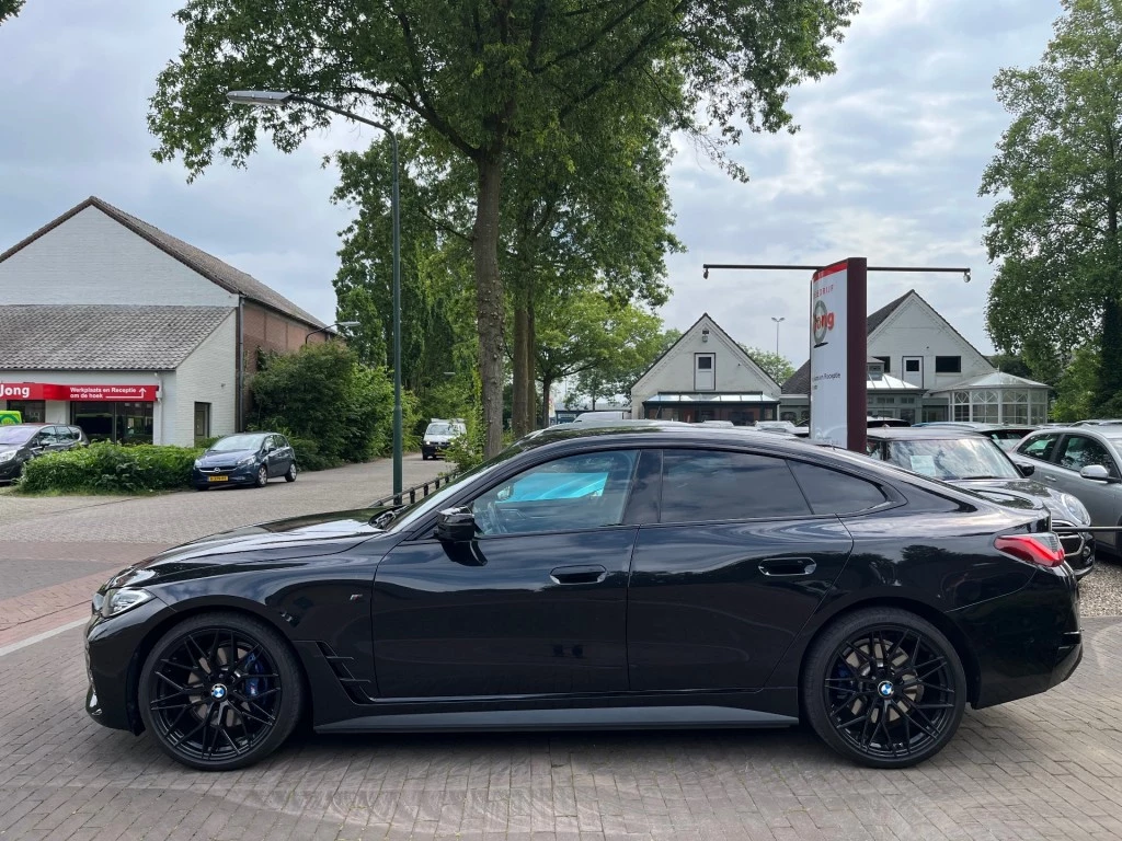 Hoofdafbeelding BMW i4