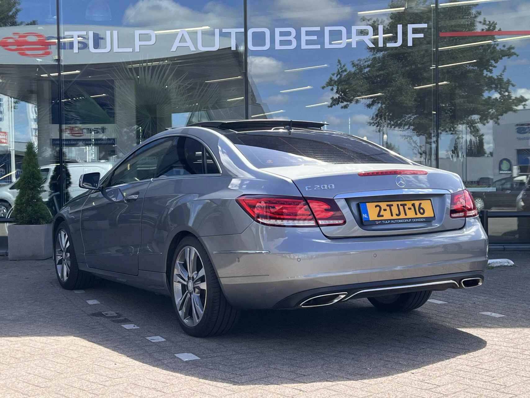 Hoofdafbeelding Mercedes-Benz E-Klasse