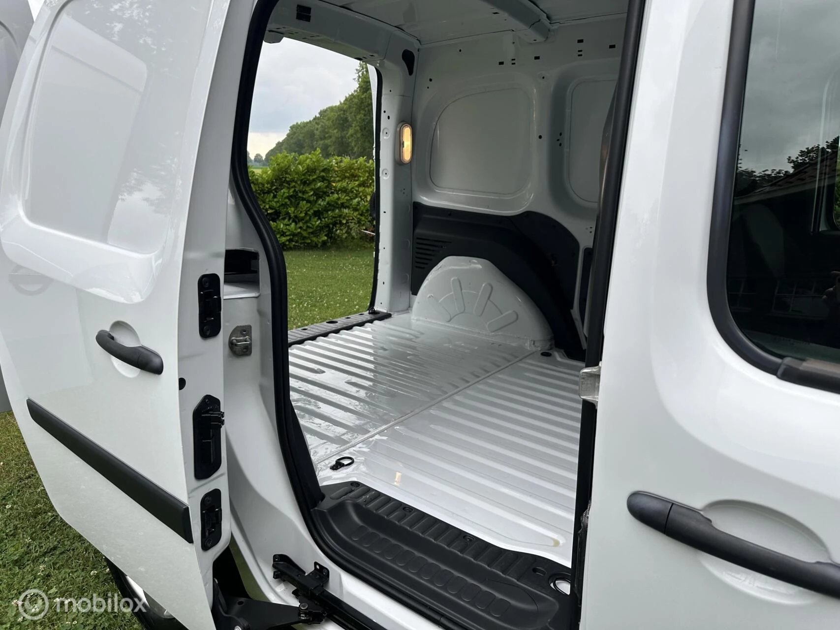 Hoofdafbeelding Nissan NV250