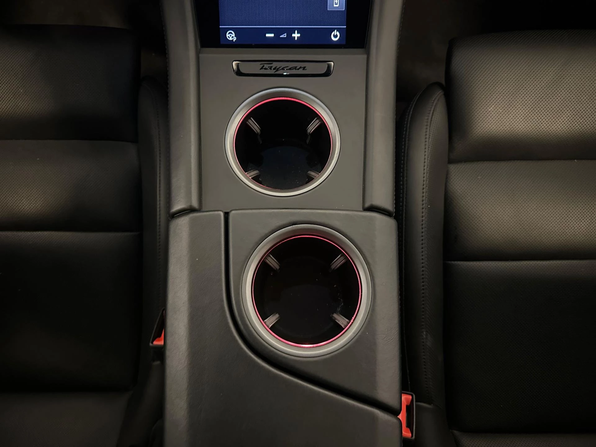 Hoofdafbeelding Porsche Taycan