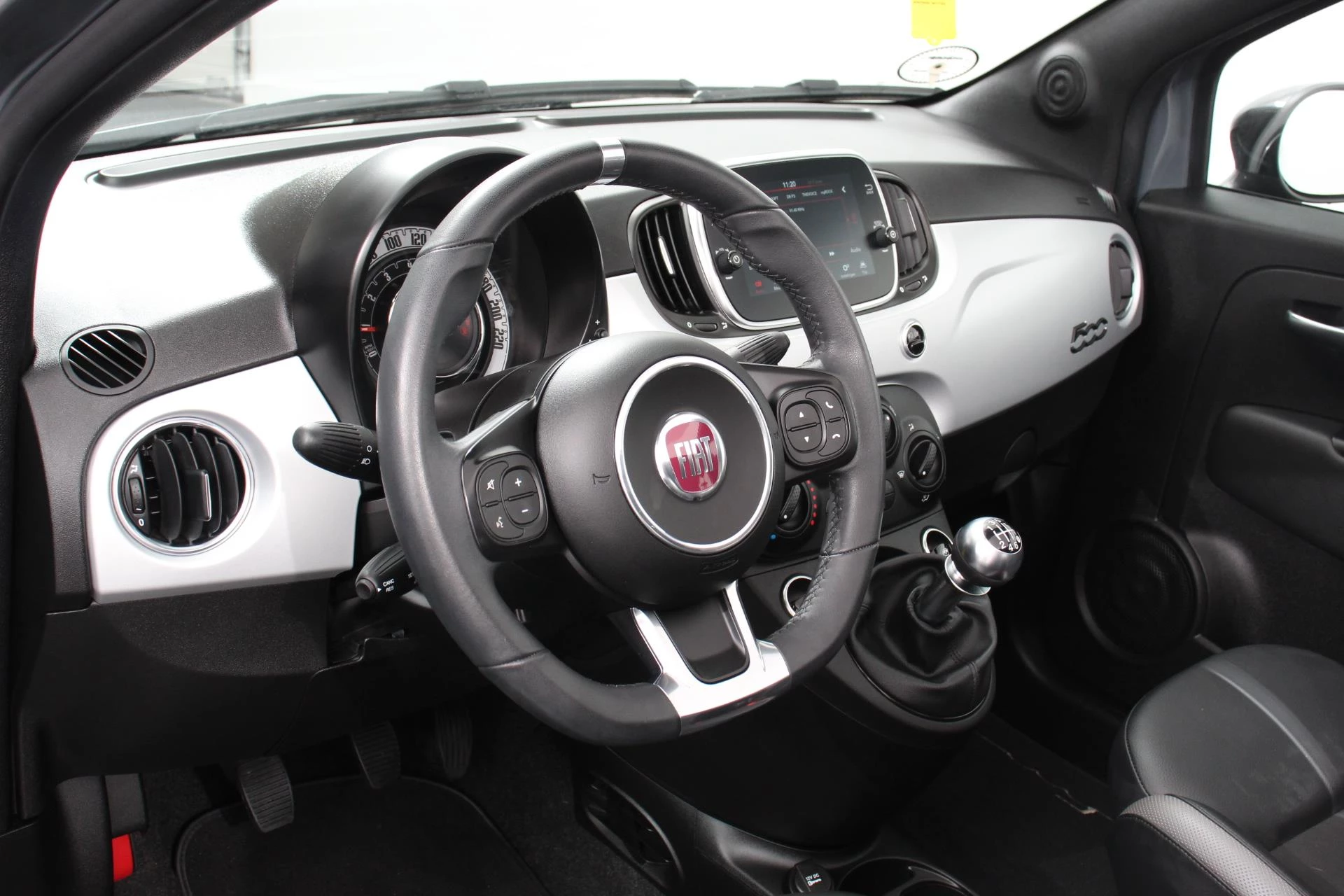 Hoofdafbeelding Fiat 500C