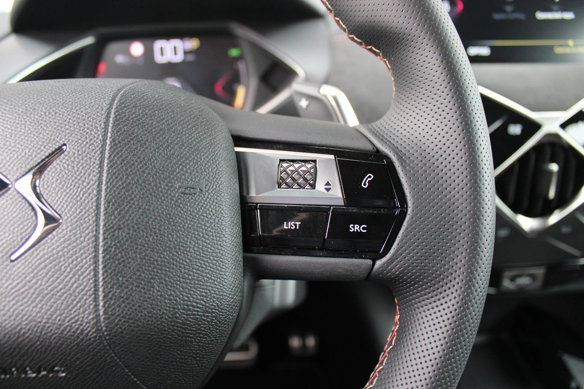 Hoofdafbeelding DS DS 3