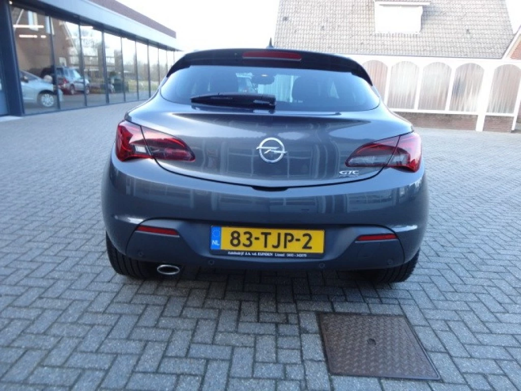 Hoofdafbeelding Opel Astra