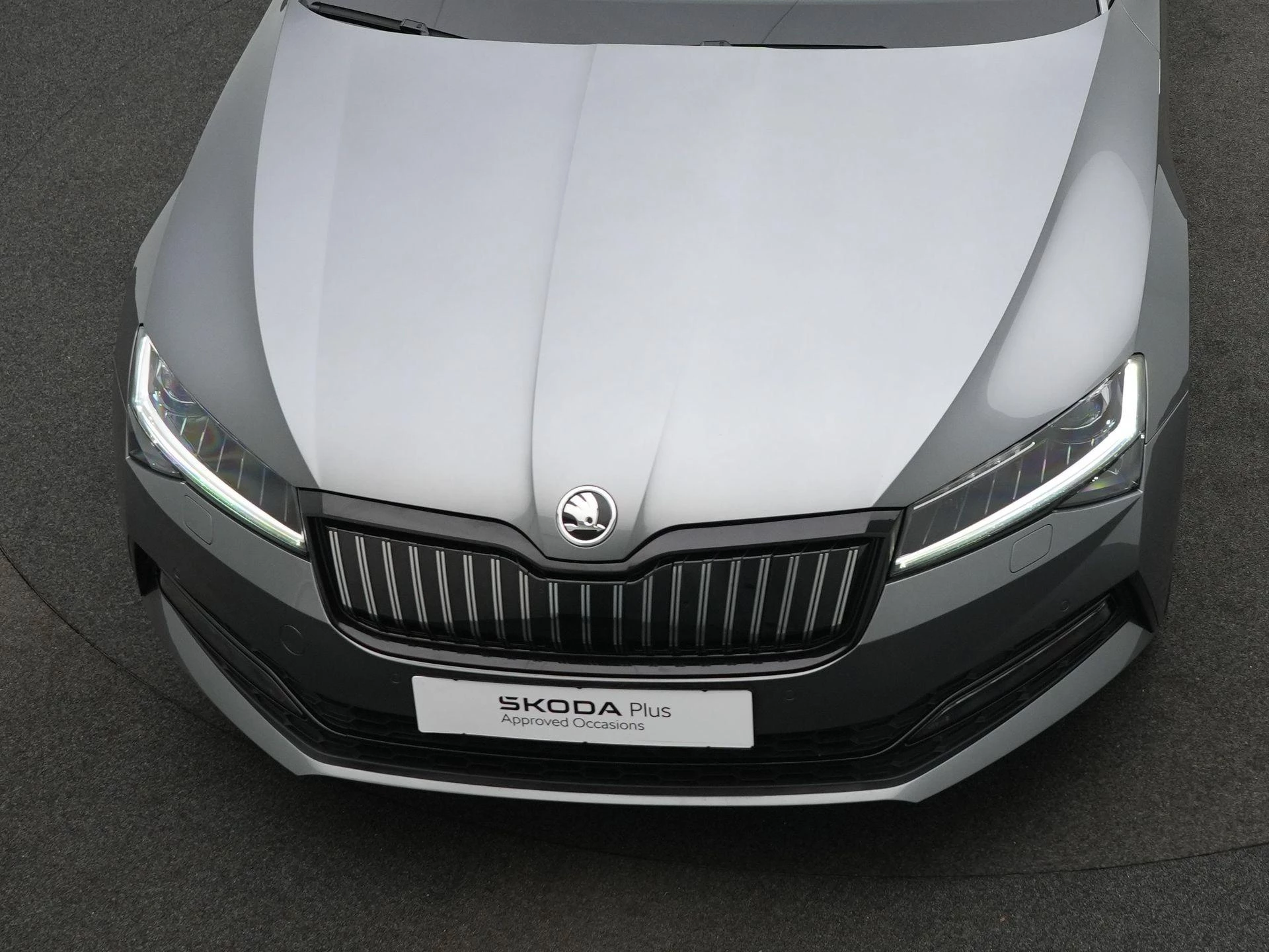 Hoofdafbeelding Škoda Superb