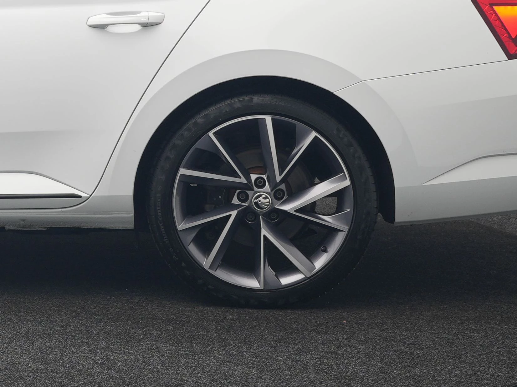 Hoofdafbeelding Škoda Superb