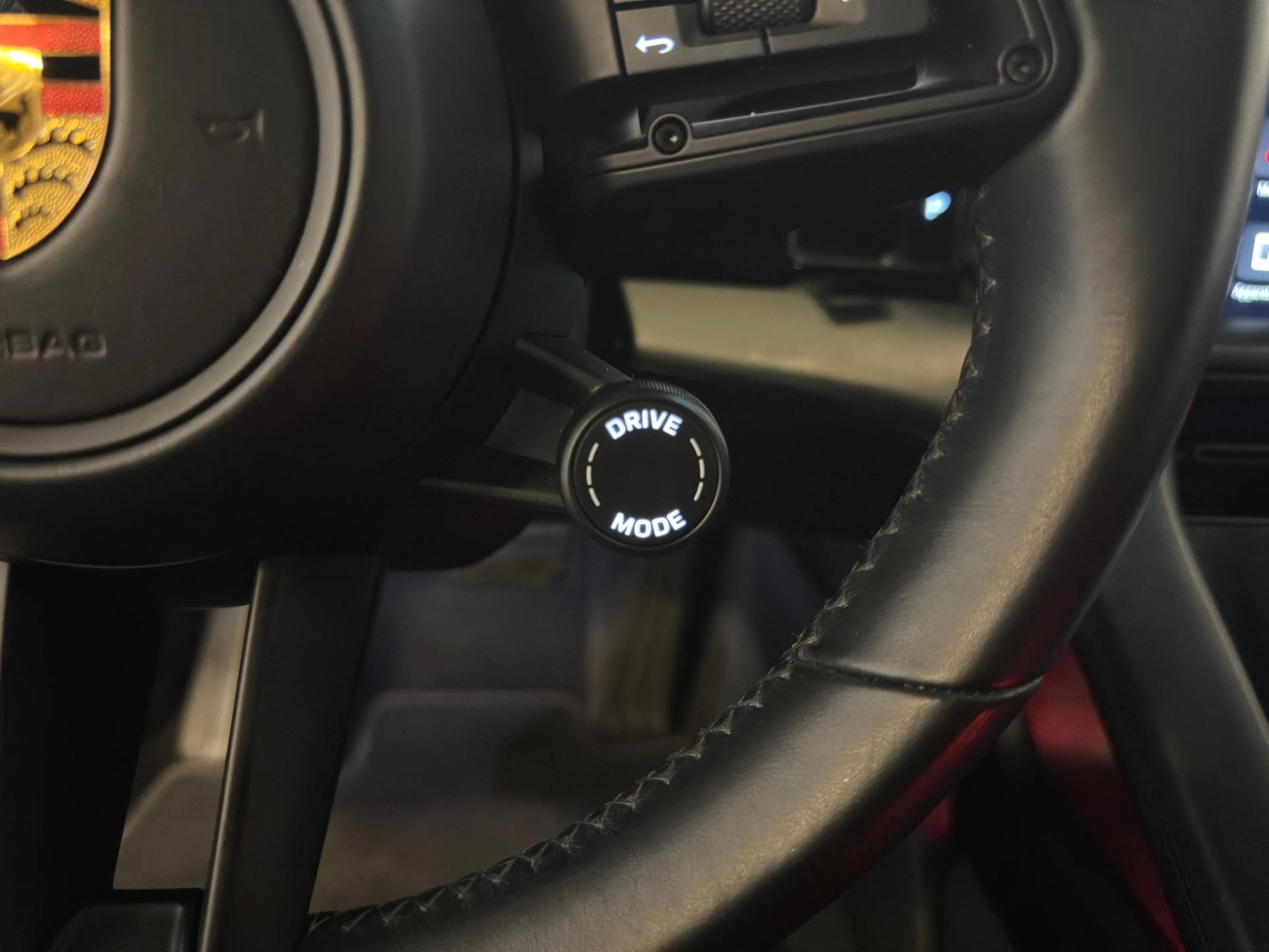 Hoofdafbeelding Porsche Taycan