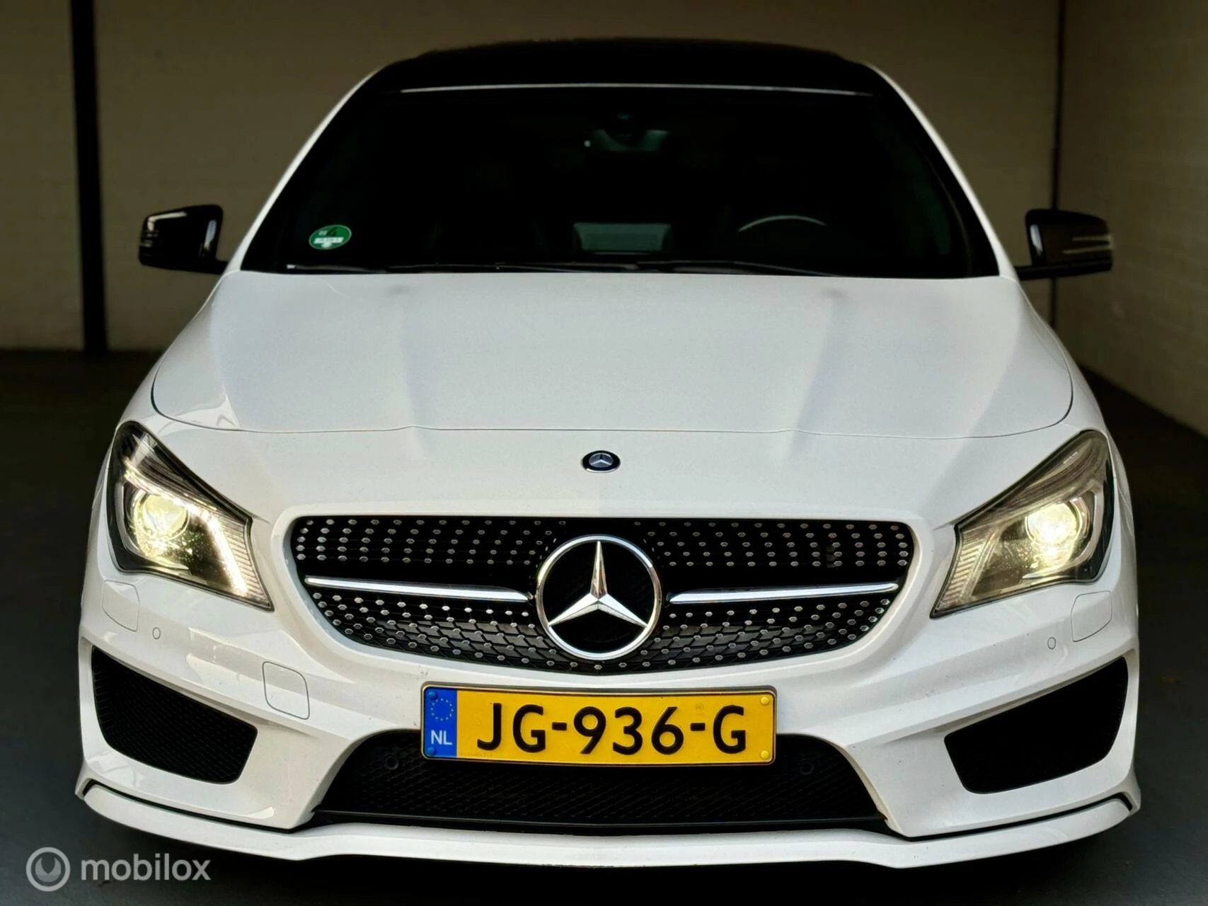 Hoofdafbeelding Mercedes-Benz CLA