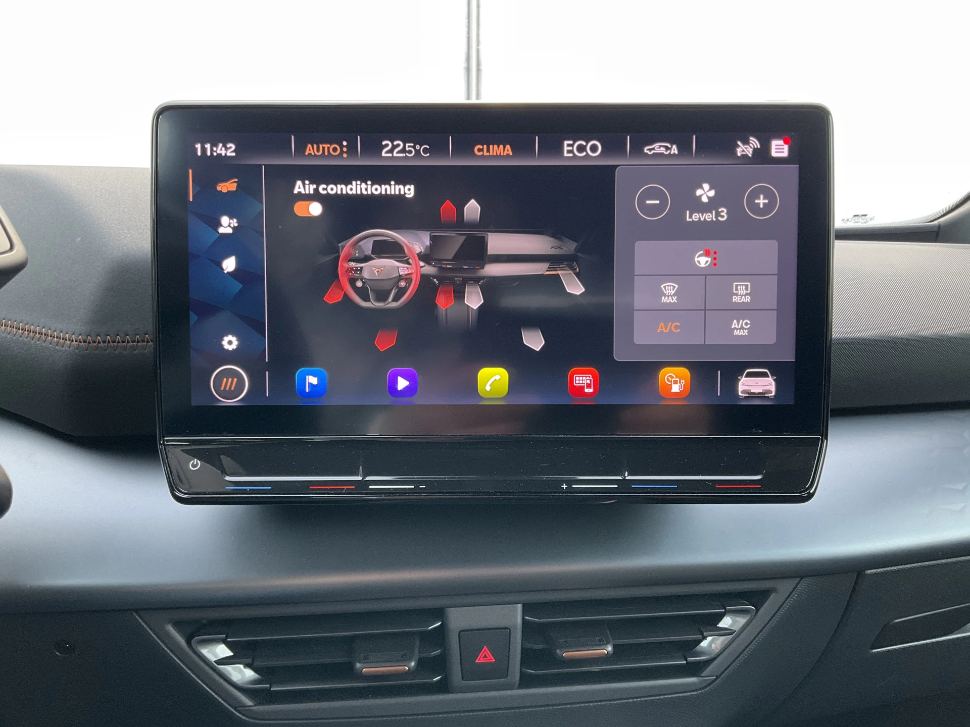 Hoofdafbeelding CUPRA Born