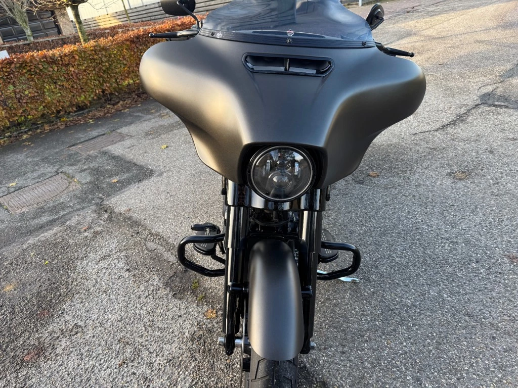 Hoofdafbeelding Harley-Davidson Street Glide