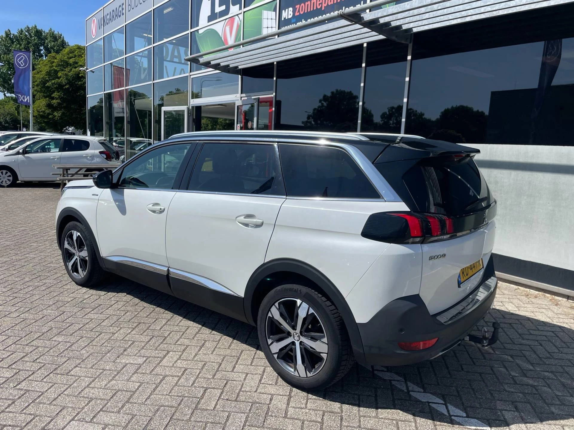 Hoofdafbeelding Peugeot 5008