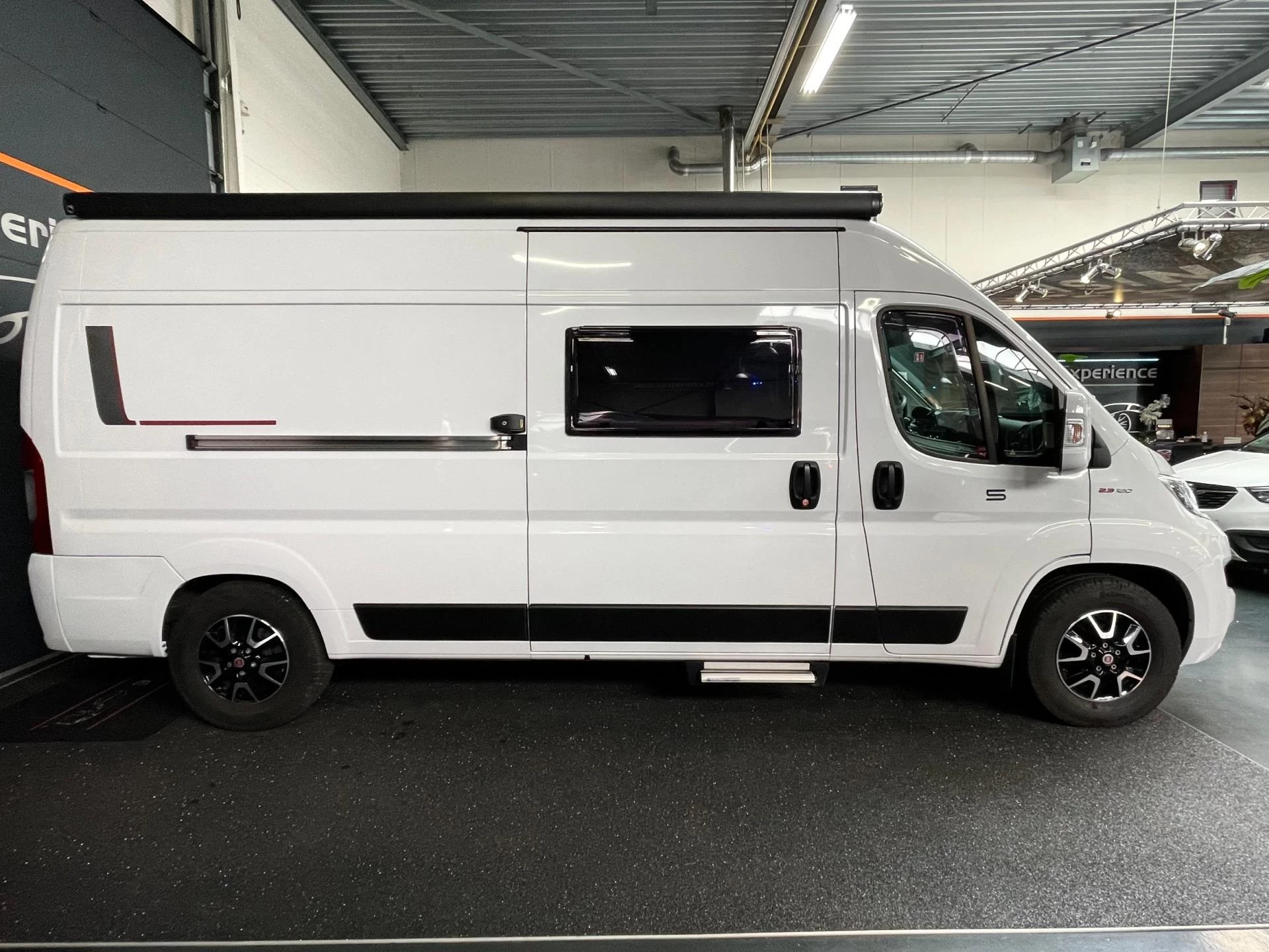 Hoofdafbeelding Roller team LIVINGSTONE 5