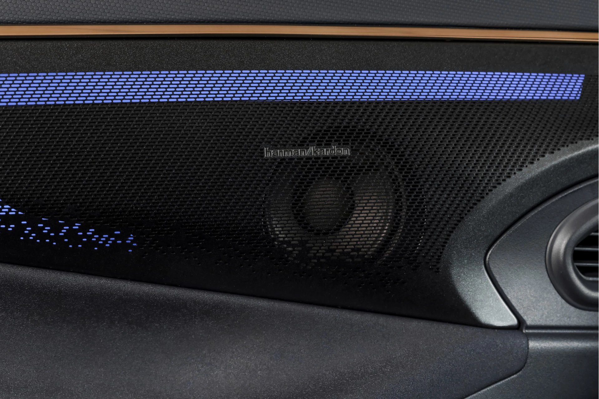 Hoofdafbeelding Lynk & Co 08