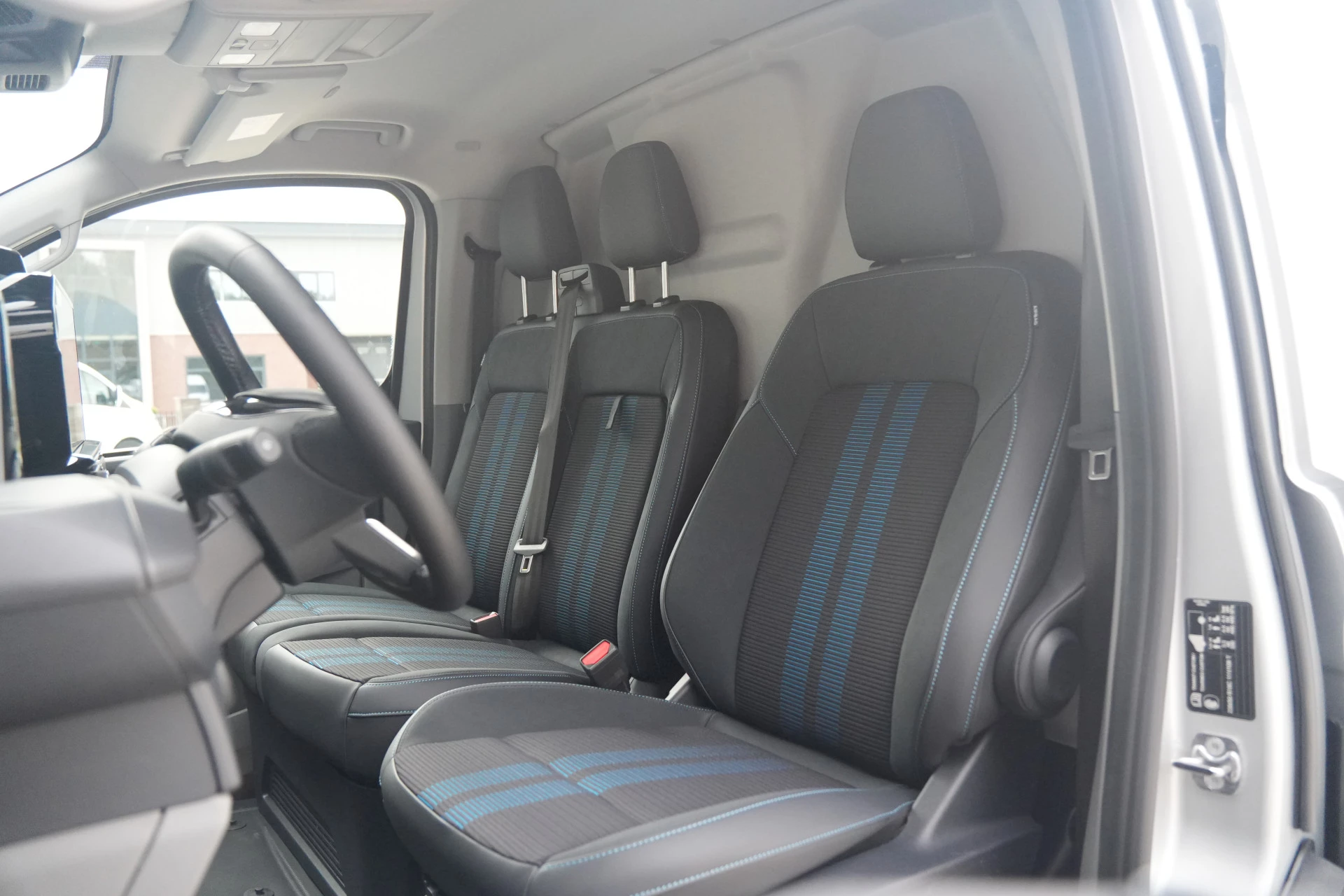 Hoofdafbeelding Ford E-Transit Custom
