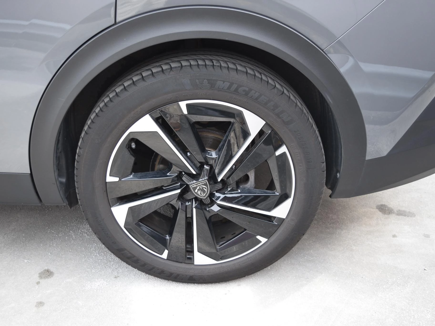 Hoofdafbeelding Peugeot 408