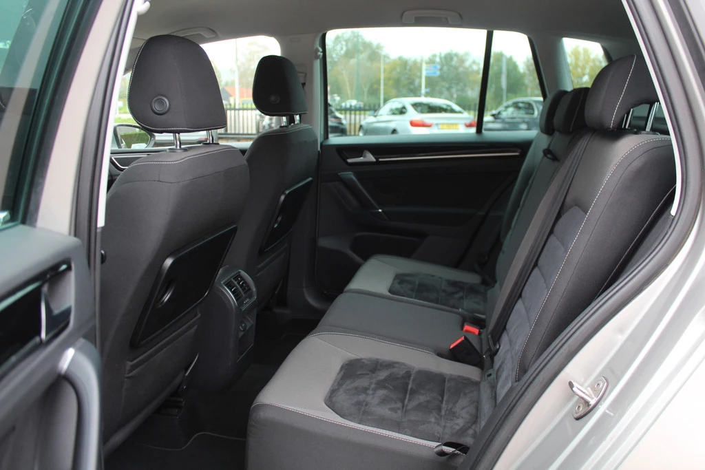 Hoofdafbeelding Volkswagen Golf Sportsvan