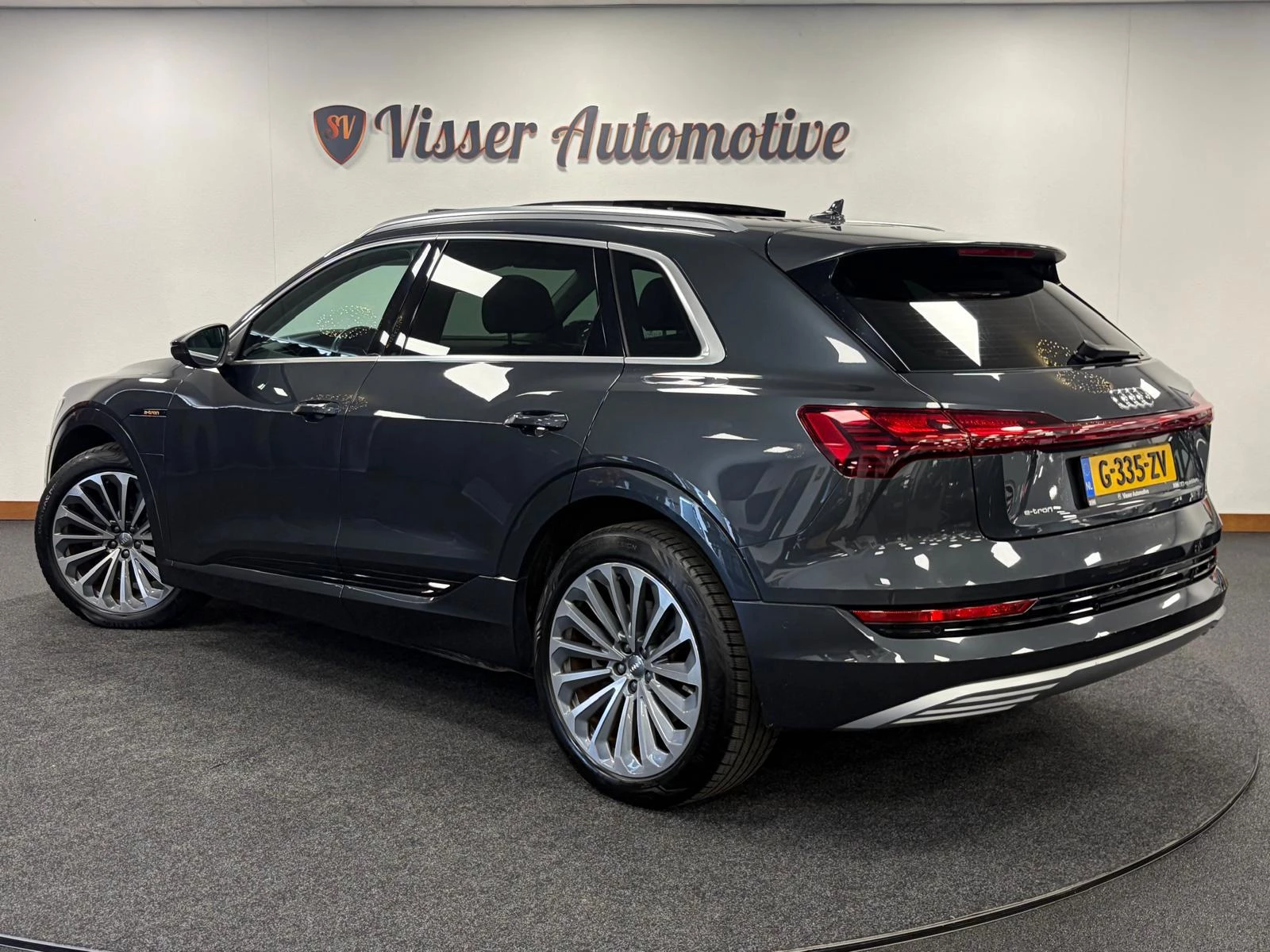 Hoofdafbeelding Audi e-tron