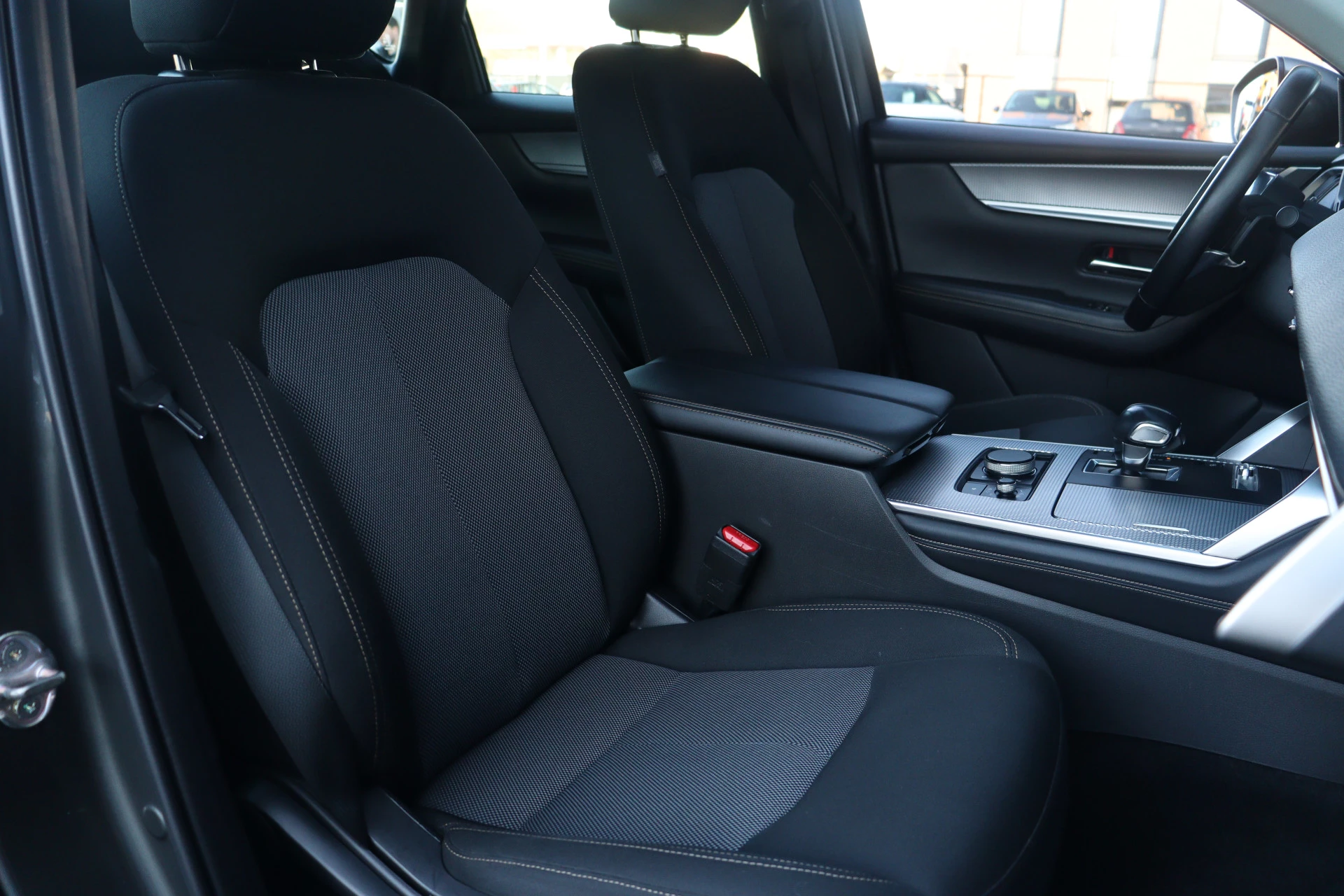 Hoofdafbeelding Mazda CX-60