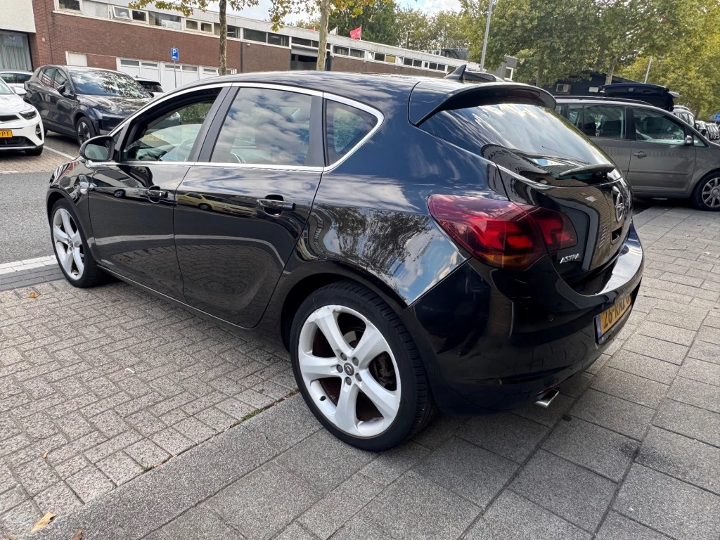 Hoofdafbeelding Opel Astra