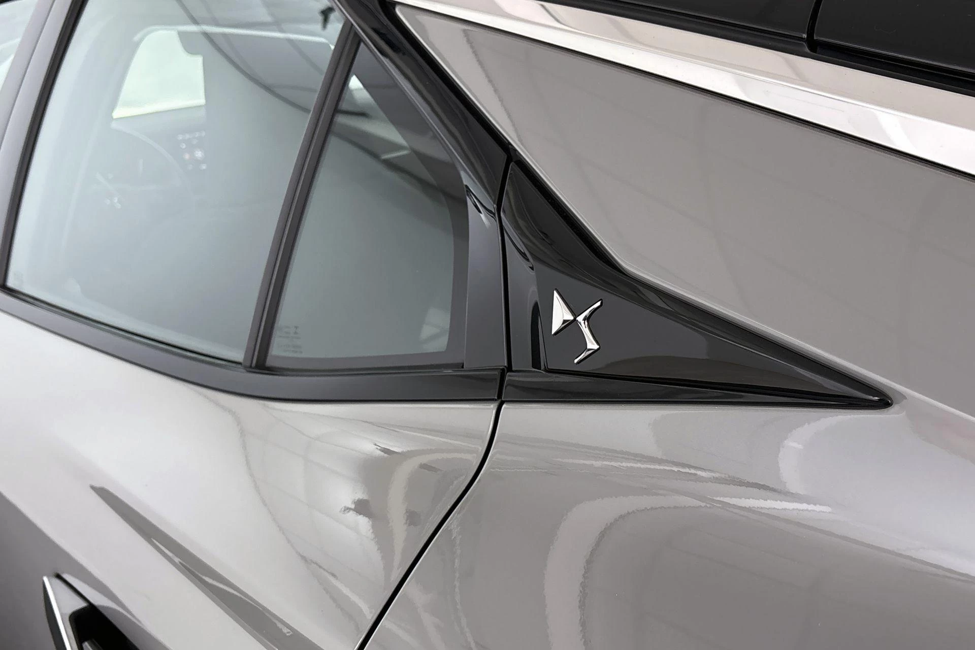 Hoofdafbeelding DS DS 4