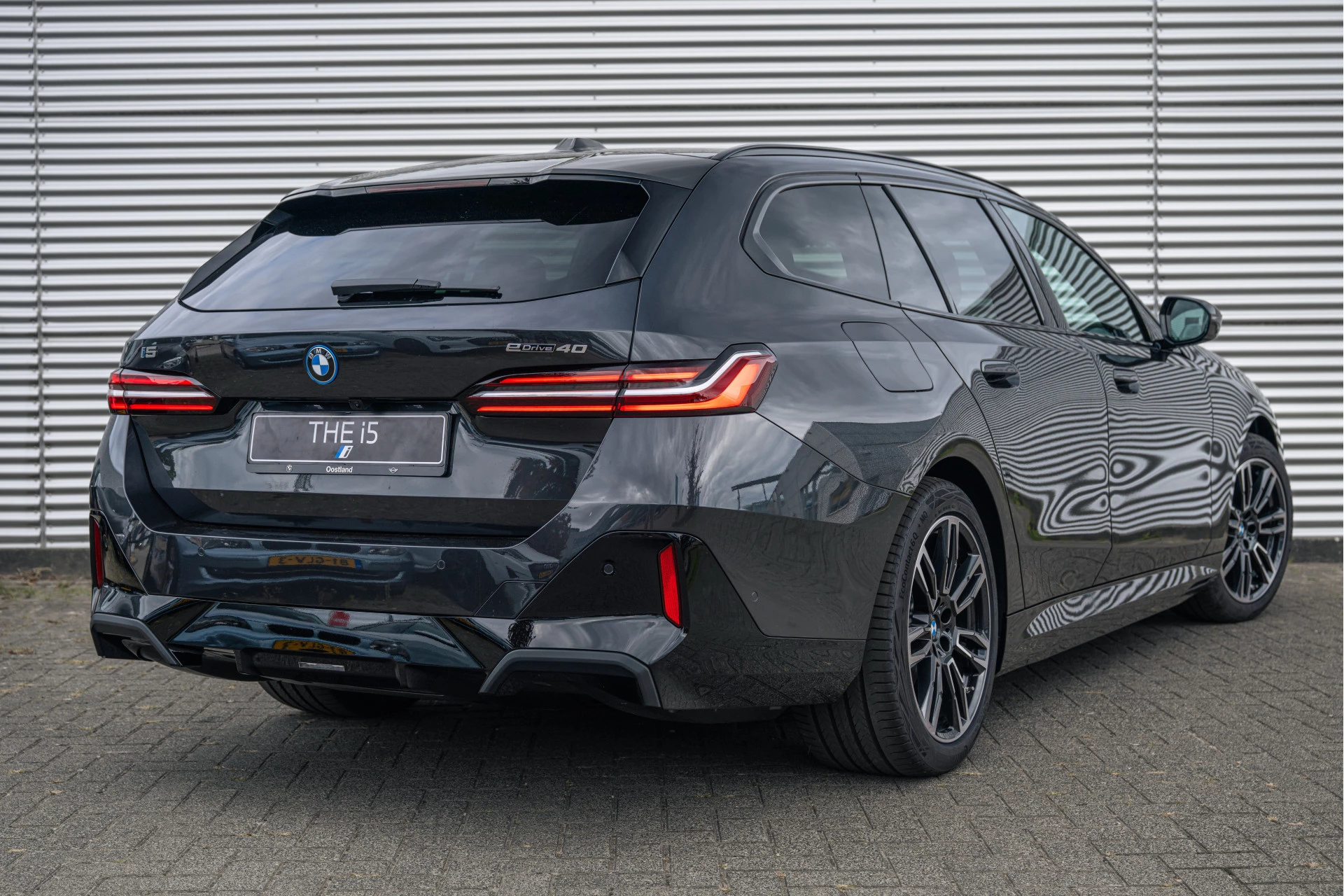 Hoofdafbeelding BMW i5