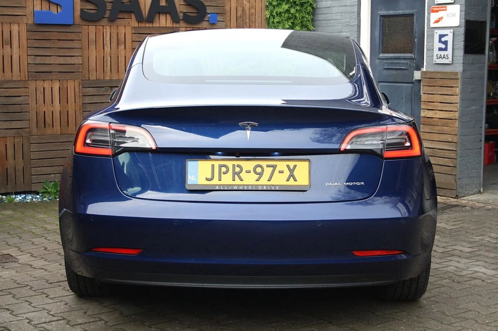 Hoofdafbeelding Tesla Model 3