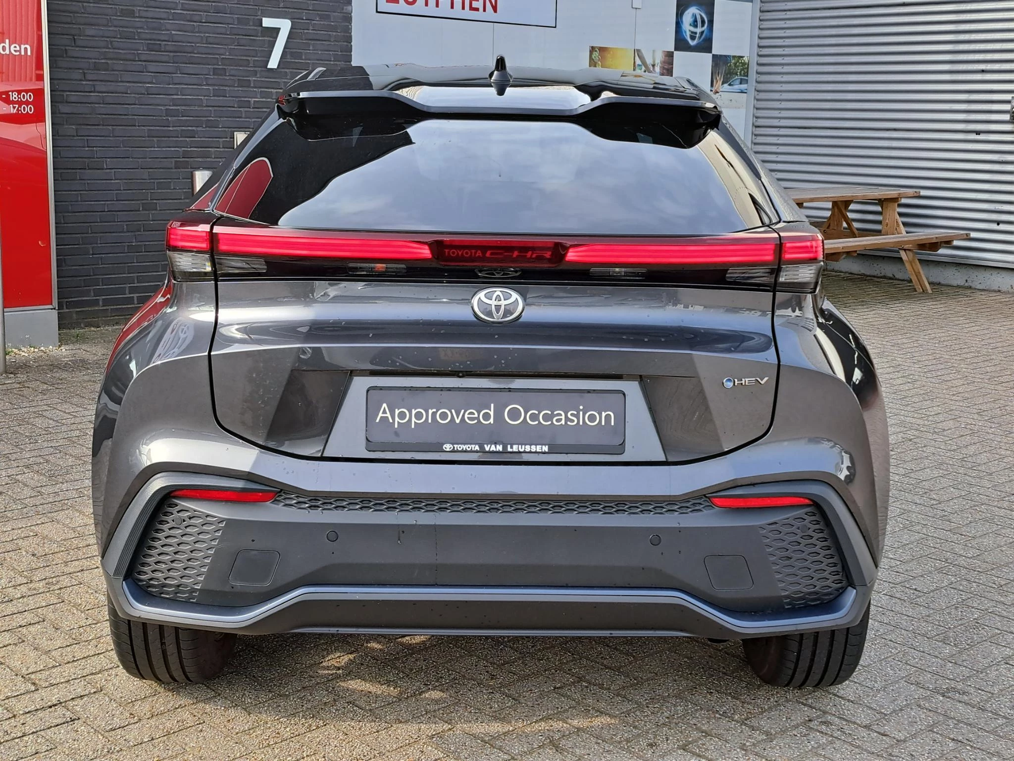 Hoofdafbeelding Toyota C-HR
