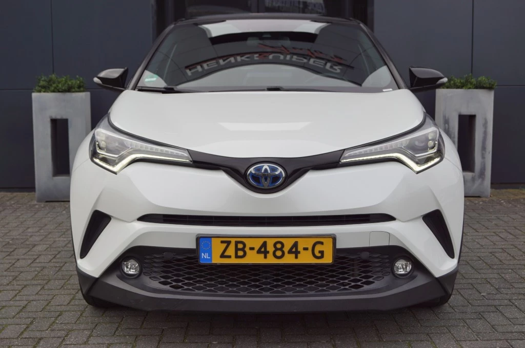 Hoofdafbeelding Toyota C-HR
