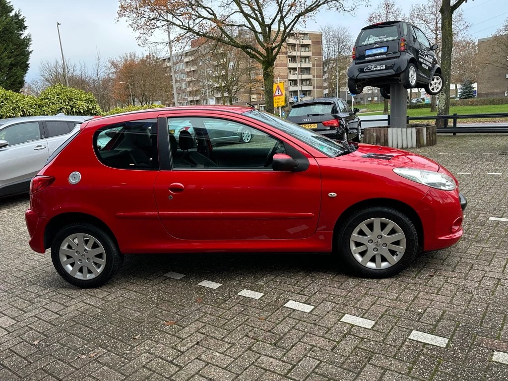 Hoofdafbeelding Peugeot 206