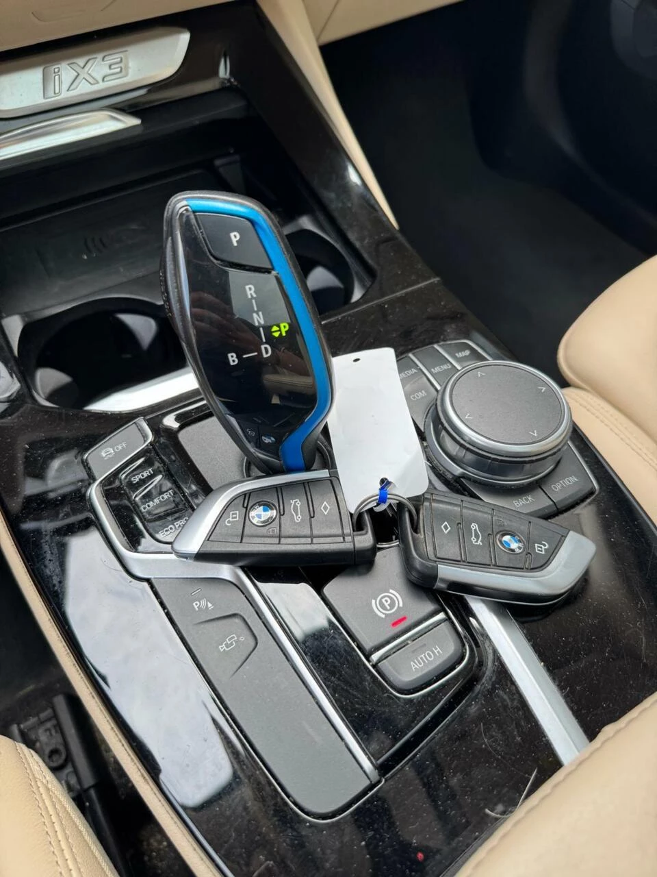 Hoofdafbeelding BMW iX3